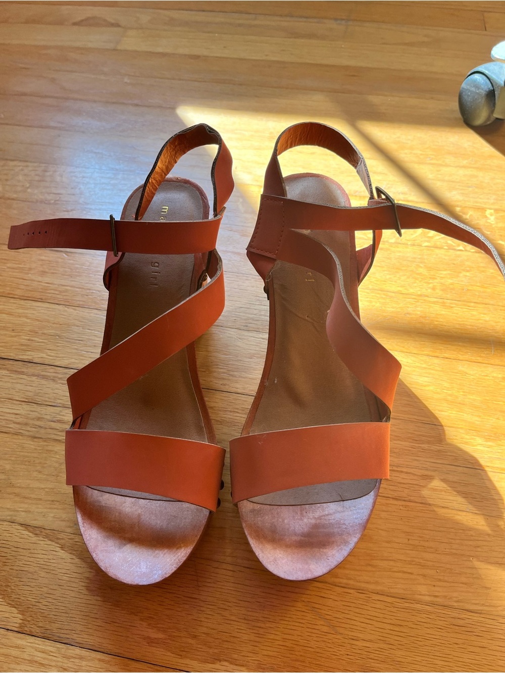 Women’s Strappy Ankle-Wrap Sandals in Rust